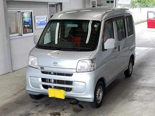 9521 Daihatsu Hijet van S331V 2013 г. (KCAA Fukuoka)